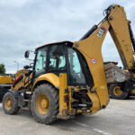 CAT 432E – profesjonalne modyfikacje i wyłączenia systemów ekologicznych Oferujemy kompleksowe usługi elektroniki i diagnostyki dla koparko-ładowarki Caterpillar 432E: Usuwanie DPF/FAP – eliminacja problemów z filtrem cząstek stałych i przechodzeniem maszyny w tryb awaryjny. Wyłączenie zaworu EGR – poprawa trwałości silnika oraz stabilniejsza praca jednostki napędowej. Dezaktywacja SCR/AdBlue – koniec z awariami pomp, czujników i koniecznością uzupełniania płynu AdBlue. Optymalizacja mocy (Stage 1) – bezpieczne zwiększenie momentu obrotowego, lepsza dynamika pracy i mniejsze spalanie w ciężkich warunkach. Każda modyfikacja wykonywana jest profesjonalnie i bezpiecznie, przy użyciu specjalistycznych narzędzi do obsługi ECU maszyn Caterpillar. Dzięki temu zapewniamy trwały efekt i pełną niezawodność w codziennej pracy. 👉 Skontaktuj się z nami, aby uzyskać indywidualną ofertę dla Twojej CAT 432E.